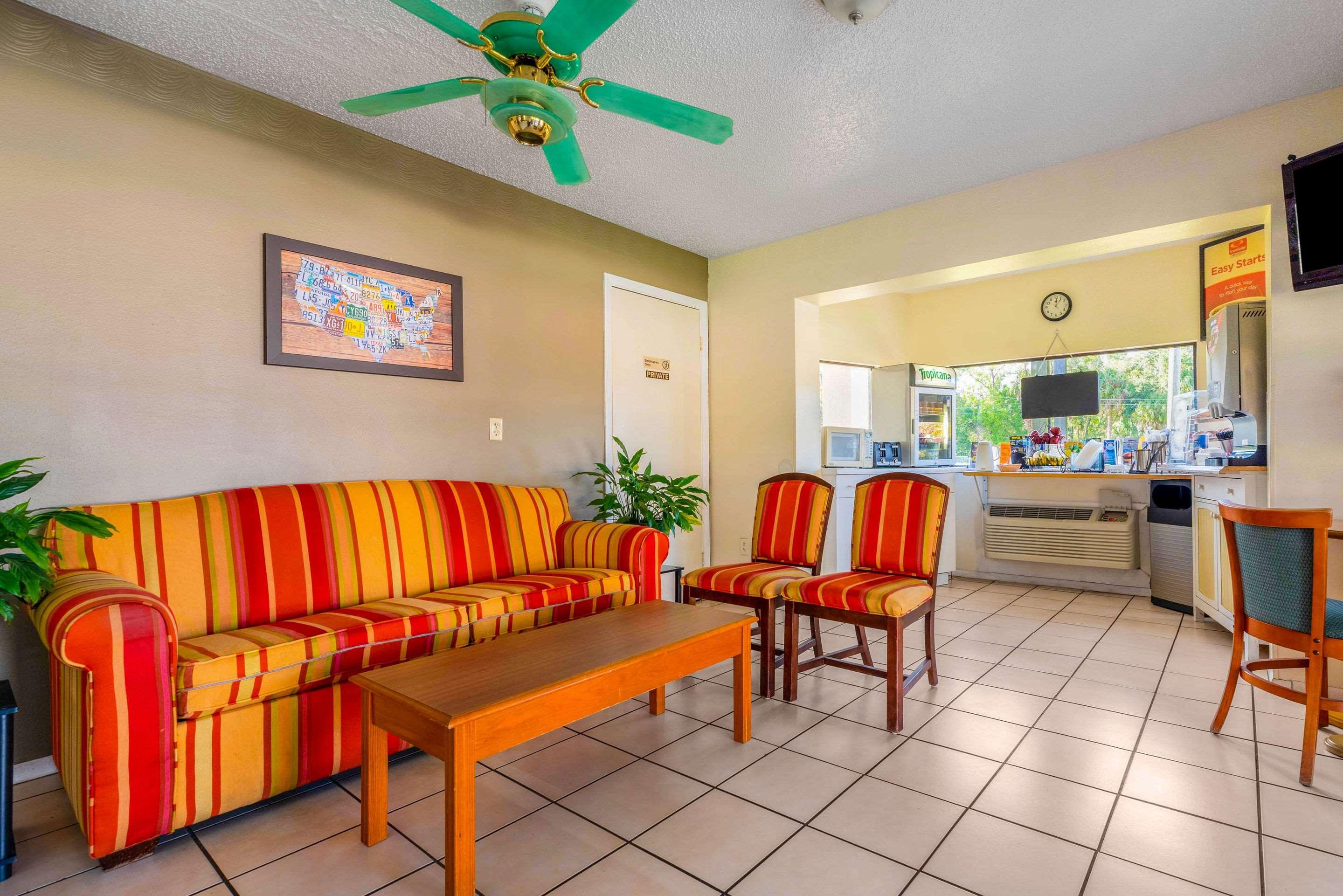 Econo Lodge Crystal River Εξωτερικό φωτογραφία